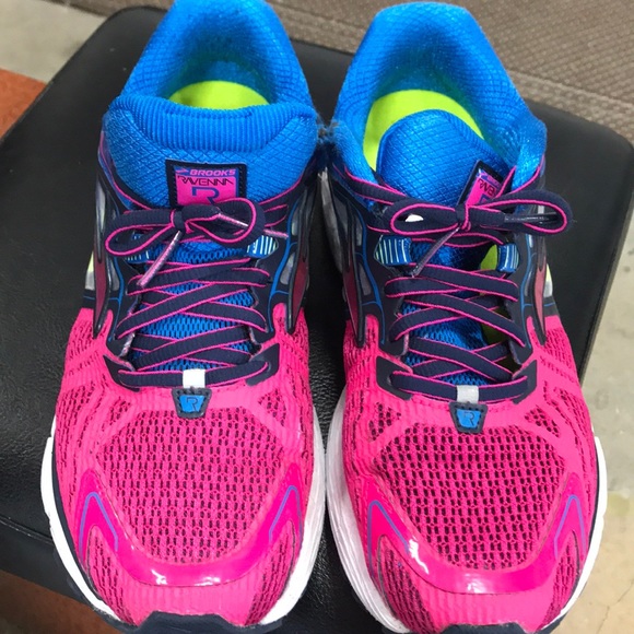 brooks ravenna 6 womens pink